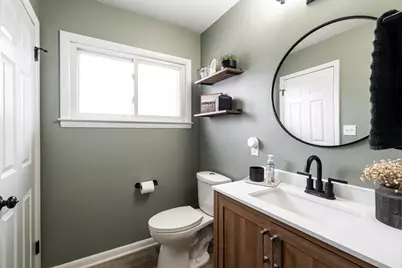 332  Greenmeadow Dr, Waukesha, WI 53188 - Photo 17