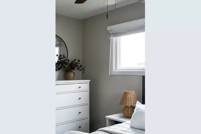 332  Greenmeadow Dr, Waukesha, WI 53188 - Photo 25