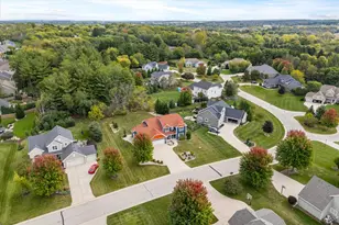 W273N2420 Arlington Ct, Pewaukee, WI 53072 - Photo 55