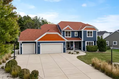 W273N2420  Arlington Ct, Pewaukee, WI 53072 - Photo 5