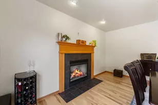 W273N2420 Arlington Ct, Pewaukee, WI 53072 - Photo 13