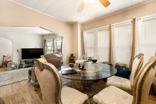 1128 S 35th St, Milwaukee, WI 53215 - Photo 9