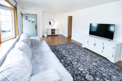 917  Jefferson St, West Bend, WI 53090 - Photo 11