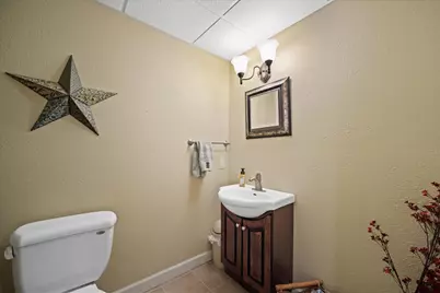 851  Ravine Ridge Dr, Richfield, WI 53017 - Photo 41