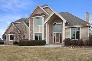 851 Ravine Ridge Dr, Richfield, WI 53017 - Photo 1