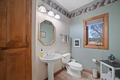 851  Ravine Ridge Dr, Richfield, WI 53017 - Photo 21