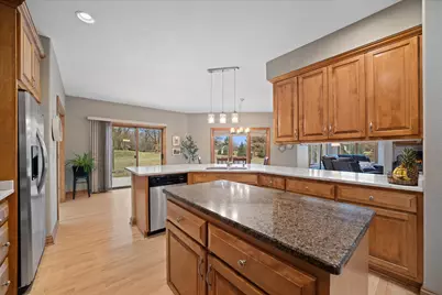 851  Ravine Ridge Dr, Richfield, WI 53017 - Photo 15