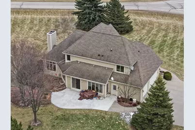 851  Ravine Ridge Dr, Richfield, WI 53017 - Photo 3