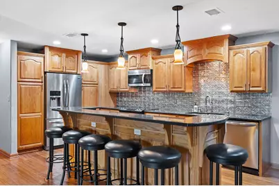 321  E  Park Hill Dr, Pewaukee, WI 53072 - Photo 1