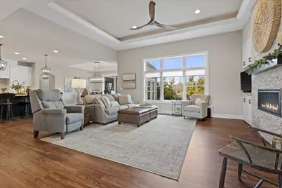 17860  Greenbrier Dr, Brookfield, WI 53045 - Photo 7