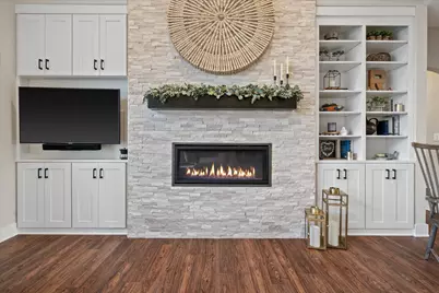 17860  Greenbrier Dr, Brookfield, WI 53045 - Photo 11