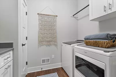 17860  Greenbrier Dr, Brookfield, WI 53045 - Photo 31