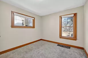 2840 N 58th St, Milwaukee, WI 53210 - Photo 9