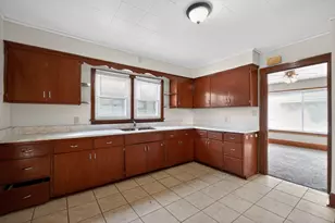 2840 N 58th St, Milwaukee, WI 53210 - Photo 13