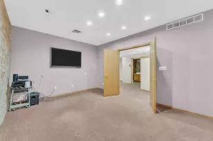 417 6th St, Racine, WI 53403 - Photo 15