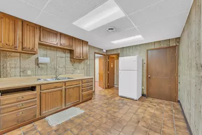 417  6th St, Racine, WI 53403 - Photo 31