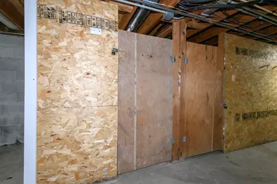 325  Sentinel Dr, Waukesha, WI 53189 - Photo 69