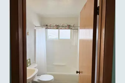 3311  Whistle Ln, Two Rivers, WI 54241 - Photo 5