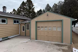 3311 Whistle Ln, Two Rivers, WI 54241 - Photo 3