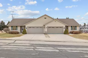 1105 Linden St, Cleveland, WI 53015 - Photo 1