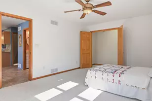 5146 N 107th St, Milwaukee, WI 53225 - Photo 7