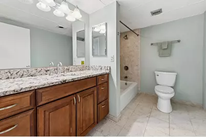 1633 N Prospect Ave #16C, Milwaukee, WI 53202 - Photo 11