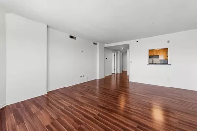 1633 N Prospect Ave #16C, Milwaukee, WI 53202 - Photo 5