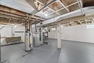 7083 N 43rd St, Milwaukee, WI 53209 - Photo 13