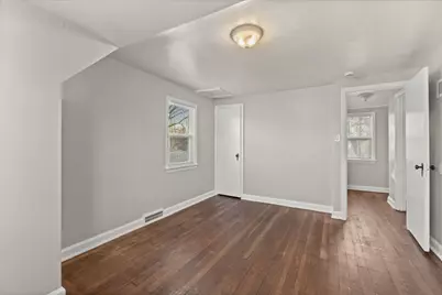 7083 N 43rd St, Milwaukee, WI 53209 - Photo 11