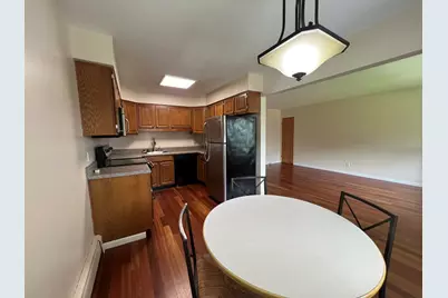 512  Hill St #2S, Walworth, WI 53184 - Photo 5