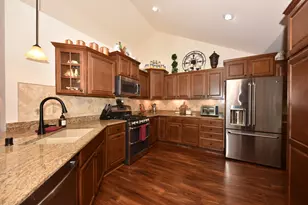 N50W25072 William Dr, Sussex, WI 53072 - Photo 23