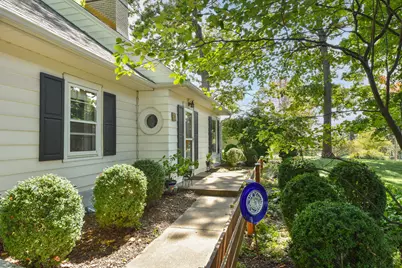 604 N 119th St, Wauwatosa, WI 53226 - Photo 3