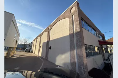 415  Broad St, Lake Geneva, WI 53147 - Photo 3