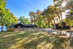 2572 N Shore Dr, Delavan, WI 53115 - Photo 9