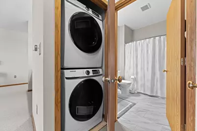 3360 E College Ave #16, Cudahy, WI 53110 - Photo 13