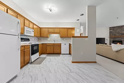 3360 E College Ave #16, Cudahy, WI 53110 - Photo 7