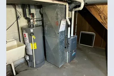 1711  Hamilton St #1713, Manitowoc, WI 54220 - Photo 21