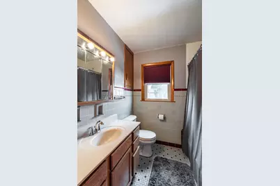 1918  Redfield St, La Crosse, WI 54601 - Photo 9