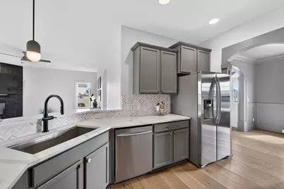 9483  Ashbury Ln, Pleasant Prairie, WI 53158 - Photo 7