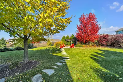 9483  Ashbury Ln, Pleasant Prairie, WI 53158 - Photo 37