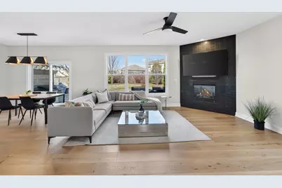 9483  Ashbury Ln, Pleasant Prairie, WI 53158 - Photo 11