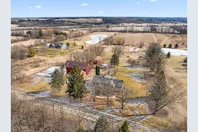 2666  Jackson Dr, Jackson, WI 53037 - Photo 63