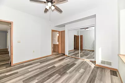401 W Aspen Dr #7, Oak Creek, WI 53154 - Photo 23