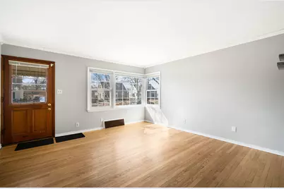 4602 W Sumac Pl, Milwaukee, WI 53219 - Photo 3