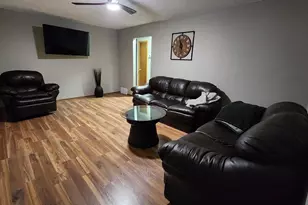 4259 Teakwood Ct, Greendale, WI 53129 - Photo 5