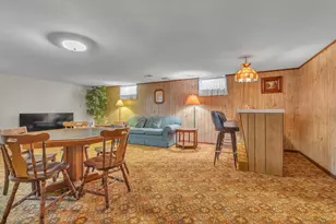 1306 Castle Ave, Sheboygan, WI 53081 - Photo 17