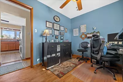 4381 S Kentucky Ave, Milwaukee, WI 53221 - Photo 29