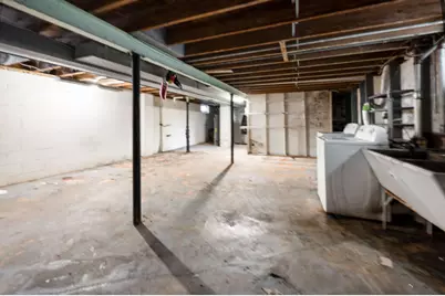 2030 S 77th St, West Allis, WI 53219 - Photo 13