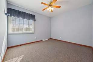 33810 Lynn Ln, Burlington, WI 53105 - Photo 21