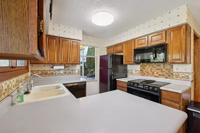 33810  Lynn Ln, Burlington, WI 53105 - Photo 17